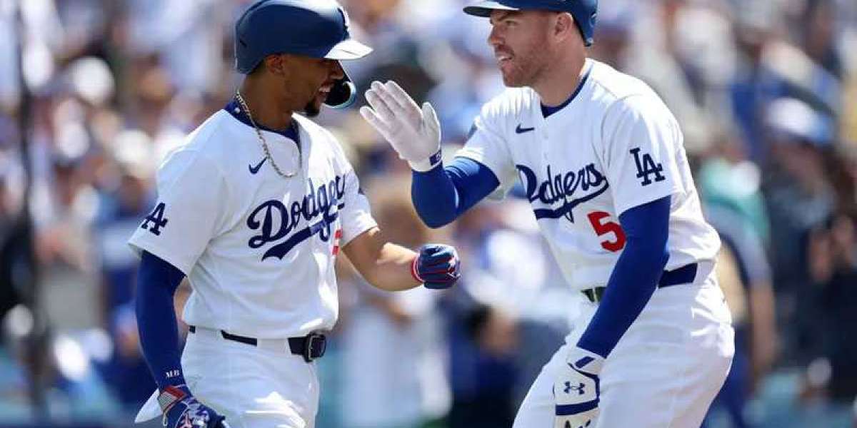 Dodgers to open up postseason play versus Padres at Dodger Arena
